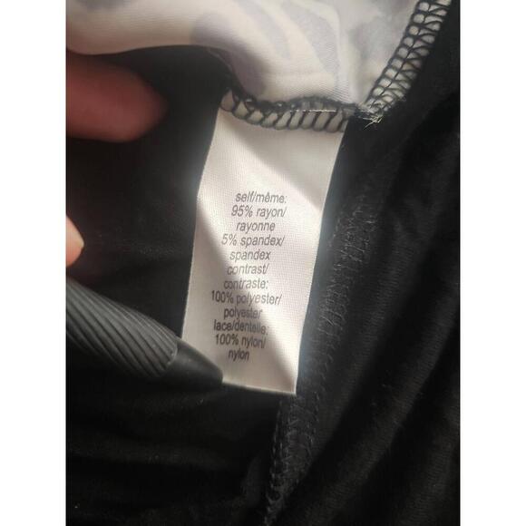 Maurices Brown Black Sheer Sleeve Lace Detail Leopard Crew Blouse Size 2 - Picture 6 of 7